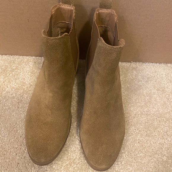 Steve Madden Dover Cognac Suede Leather Ankle Booties (*) - Picture 3 of 5